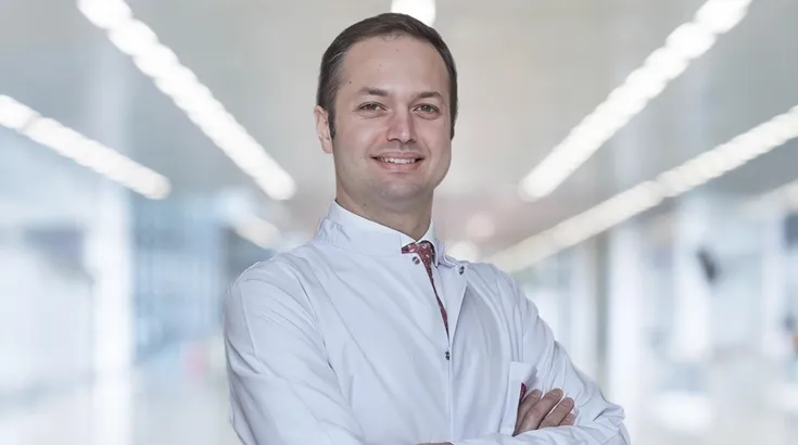 Op. Dr. Ahmet Danacı: “Ortopedik hastalıklarda doğru zamanda yapılan tedavi, yaşam kalitesini doğrudan etkiliyor”